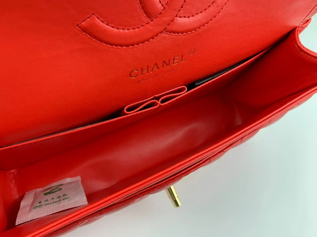 Chanel Classic Double Flap 25 Shoulder Bag Red