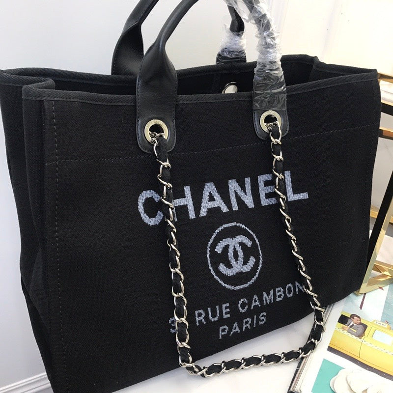 Chanel Luxury Handbag Style 549 Rovelle Bags