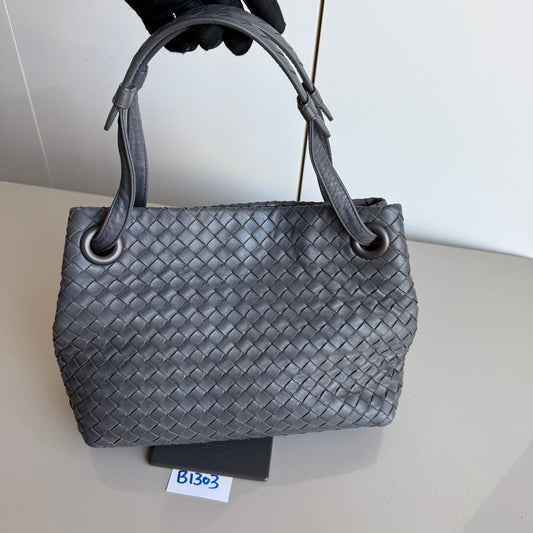Bottega Veneta Garda Bag Small Grey Intrecciato Leather 25cm