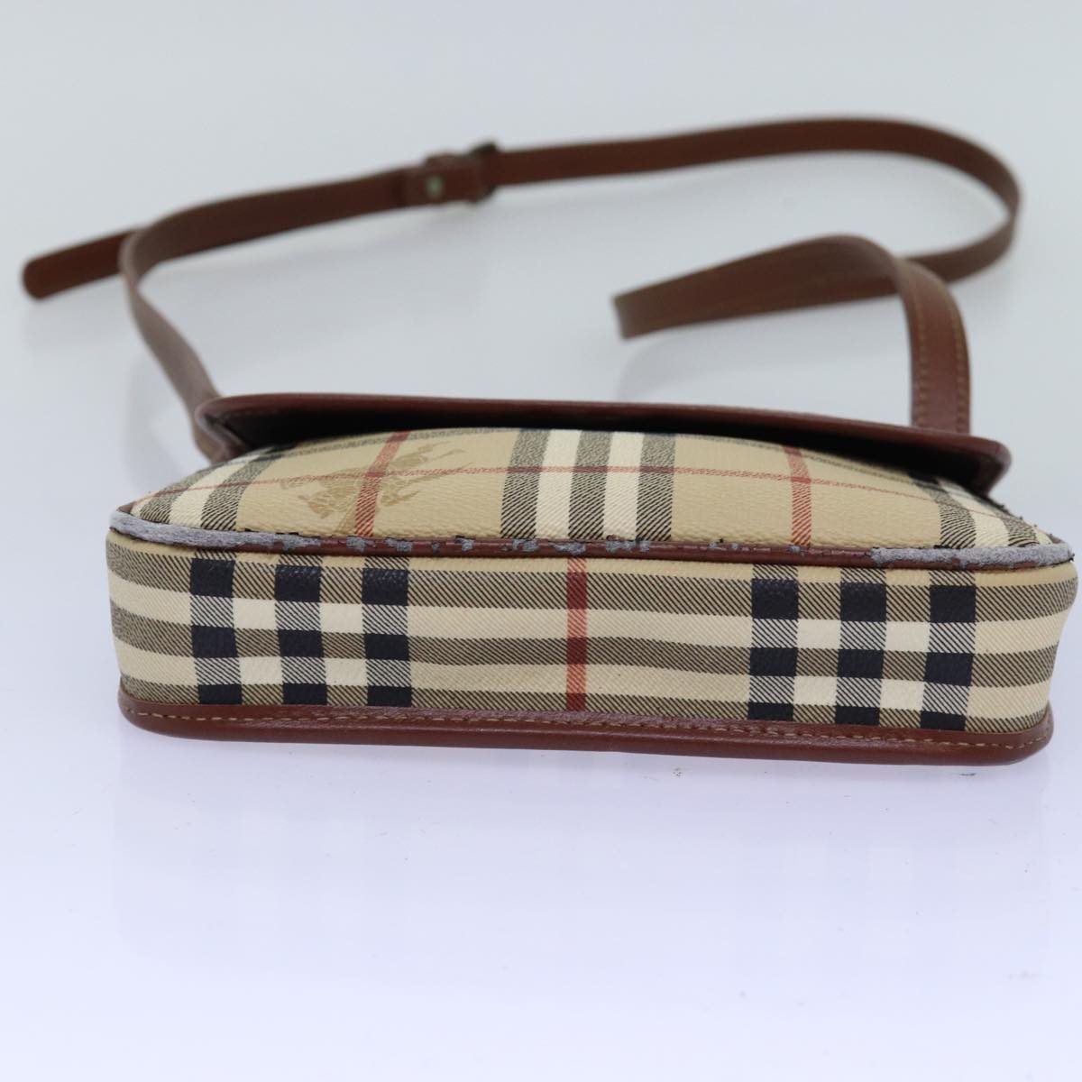 Burberry Nova Brand Leather White Shoulder Bag