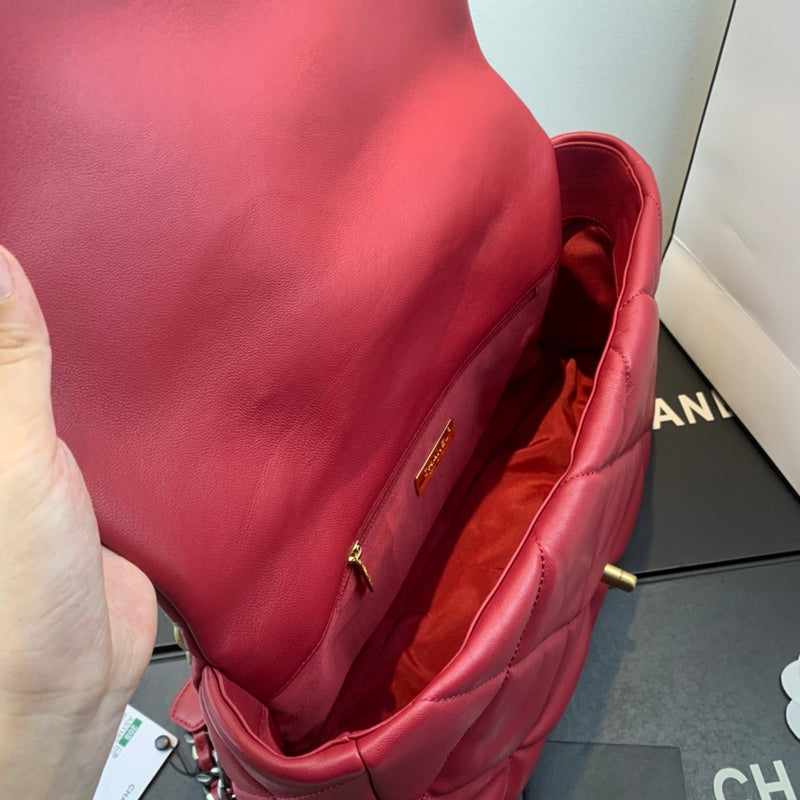 Chanel Luxury Handbag Style 600 Rovelle Bags