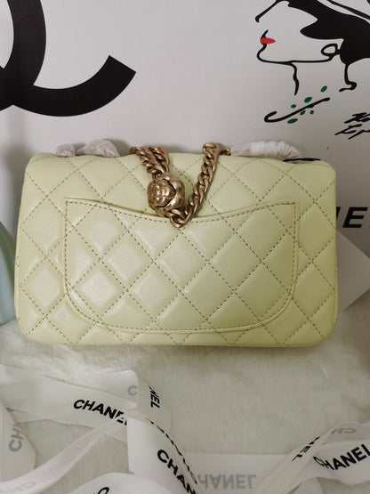 Chanel Luxury Handbag Style 105 Rovelle Bags