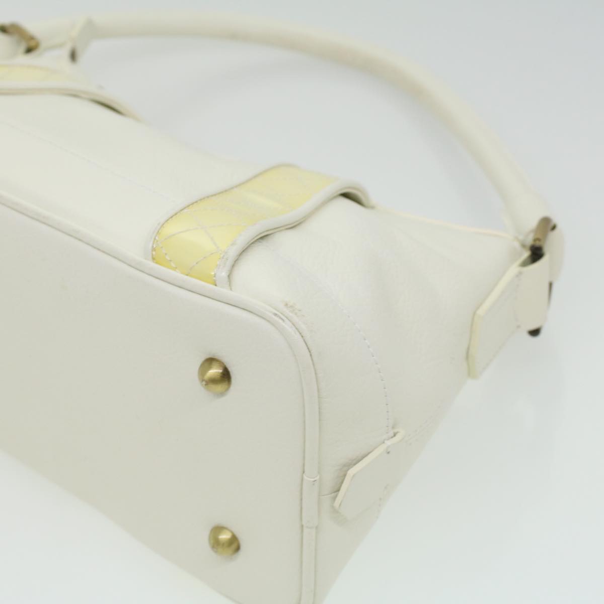 Burberry Brand Leather White Shoulder Bag Style 3