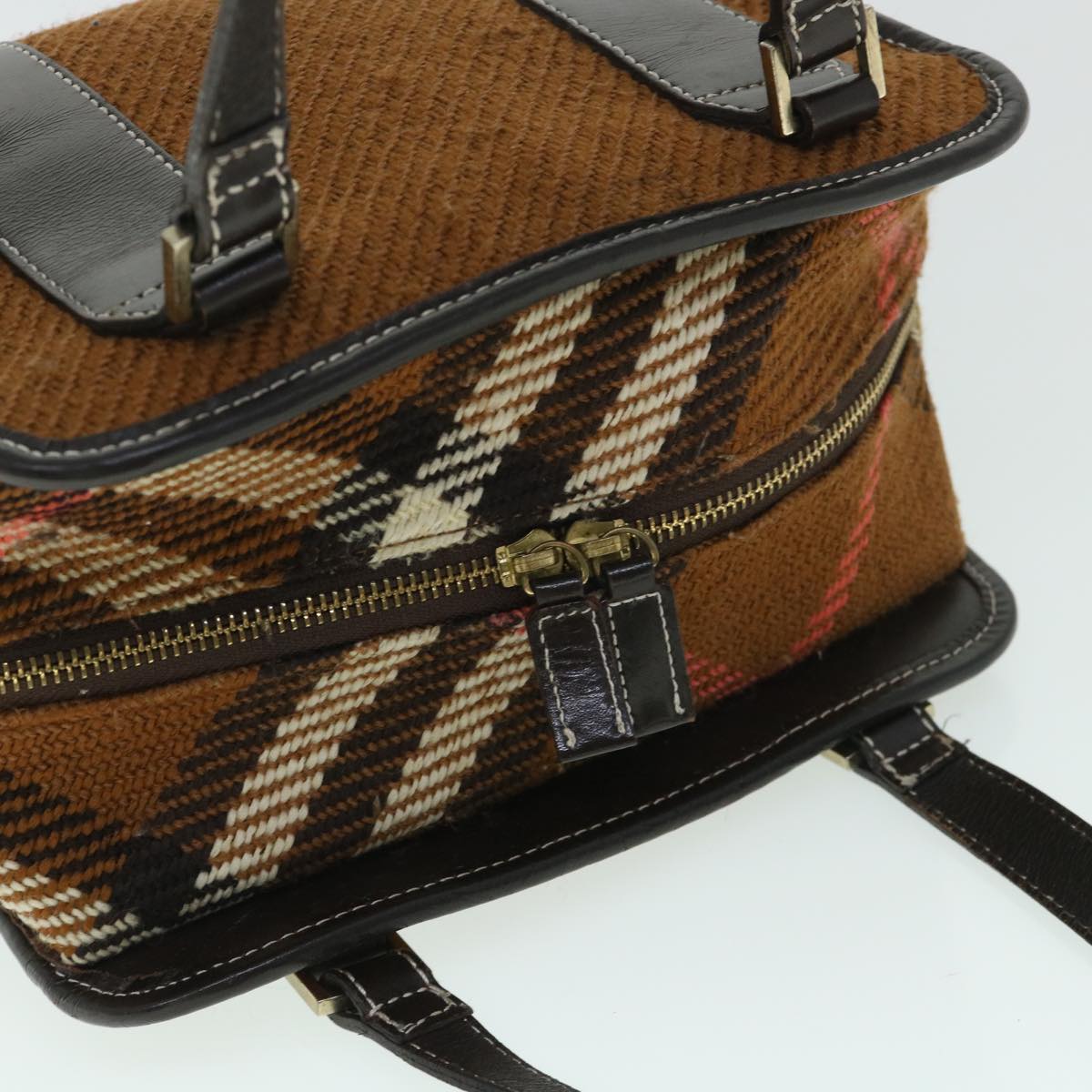 Burberry Label Brand Brown Handbag Style 2