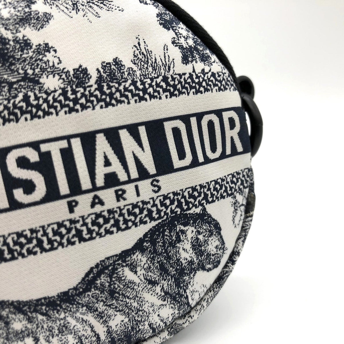 Christian Dior White Fabric Pouch Rovelle Bags