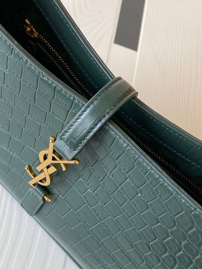 YSL Le 5 A 7  Hobo Bag