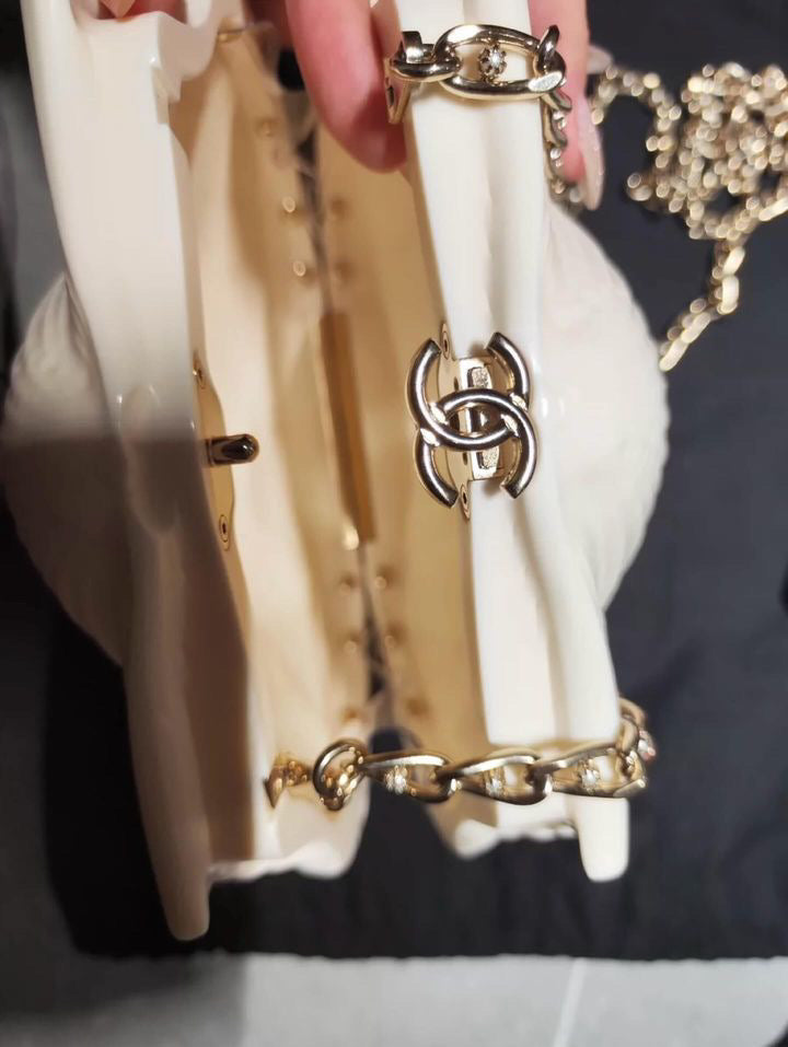 Chanel Luxury Leather Gold Clutch Style 3 Rovelle Bags