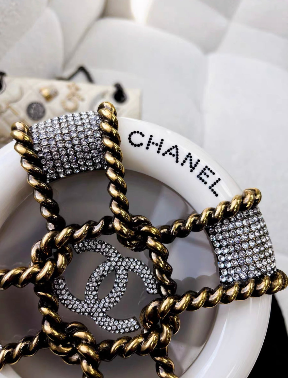 Chanel Luxury Leather Gold Handbag Rovelle Bags