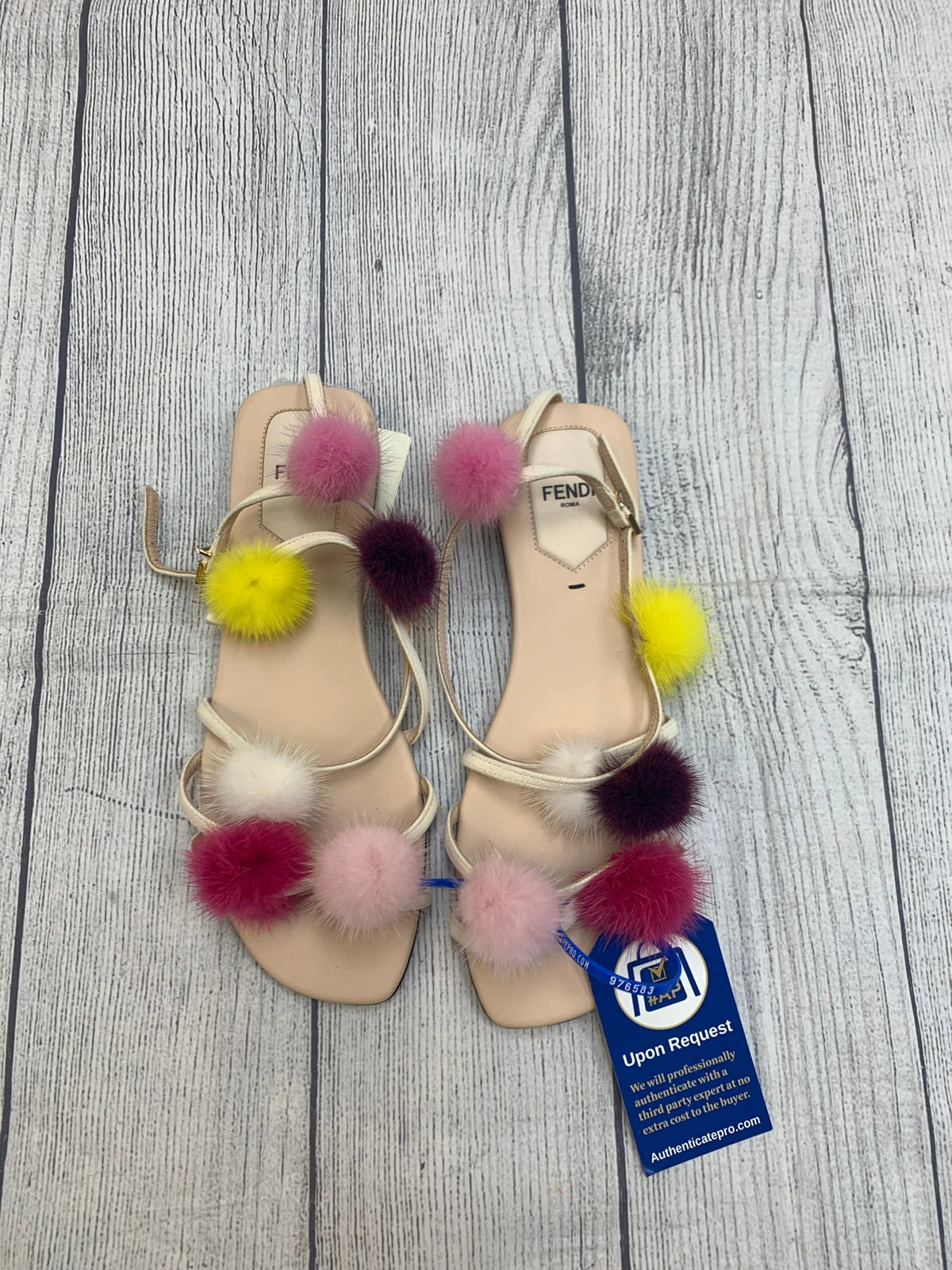 Sandals Designer By Fendi Size: 7.5 Rovelle Bags