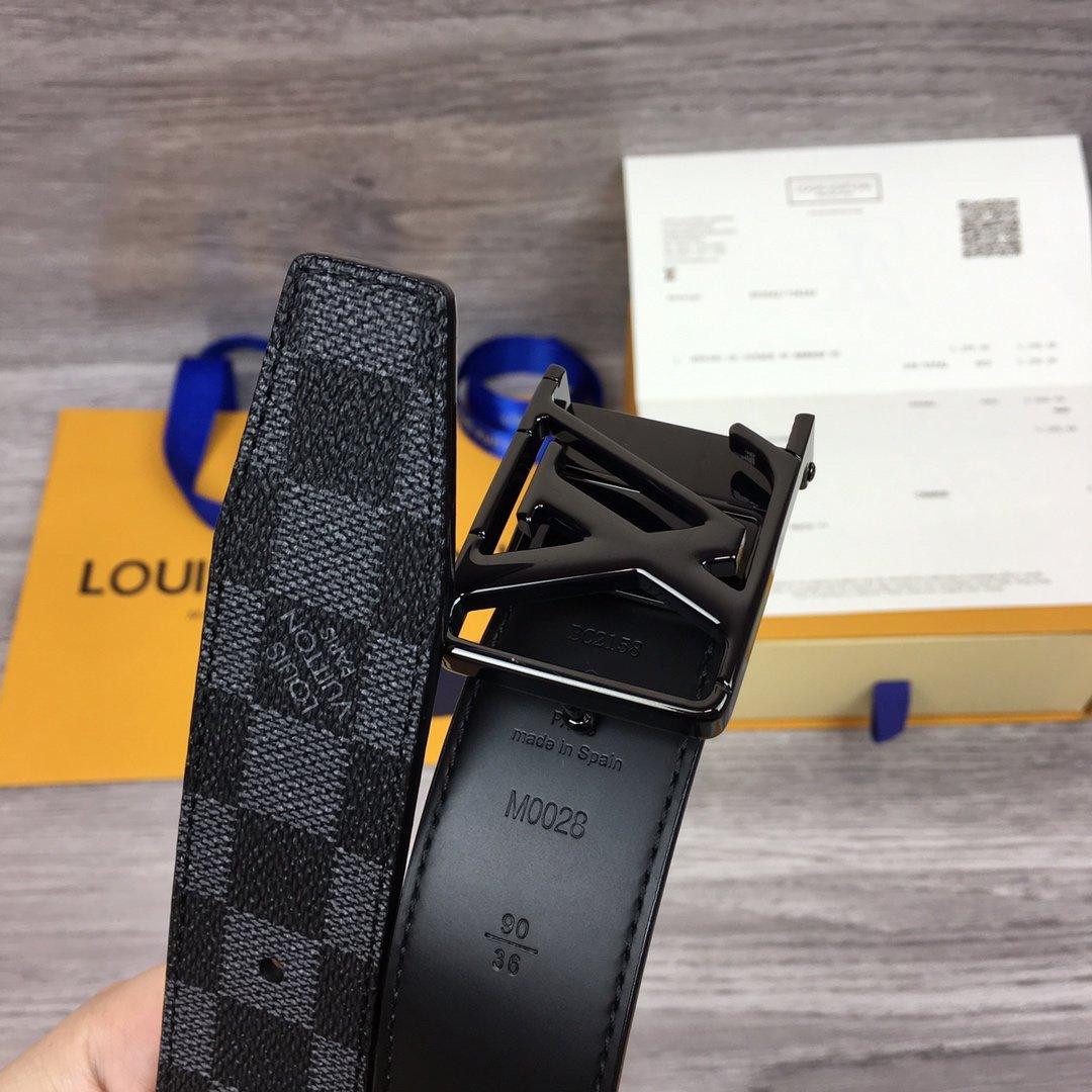 Leather Belt Louis Vuitton