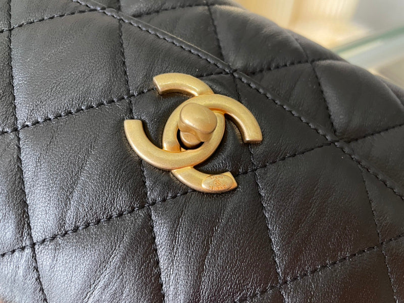 Chanel Luxury Handbag Style 633 Rovelle Bags