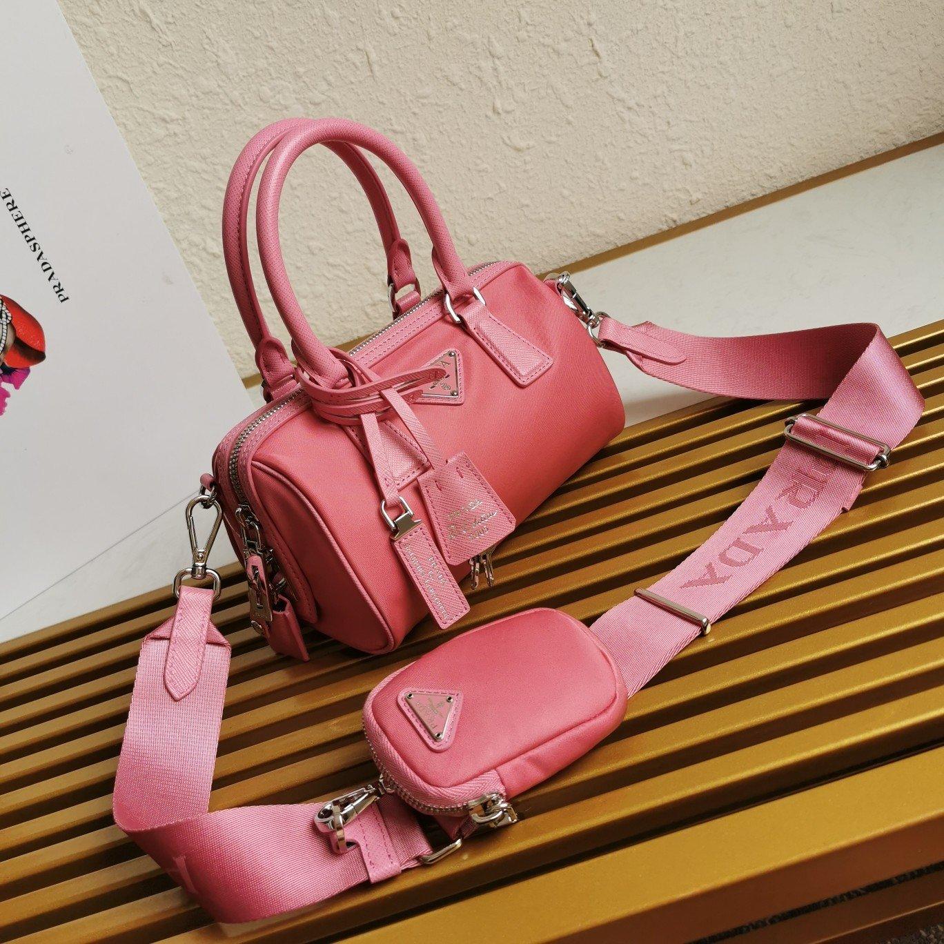 Prada Re-Edition 2005 Nylon Bag