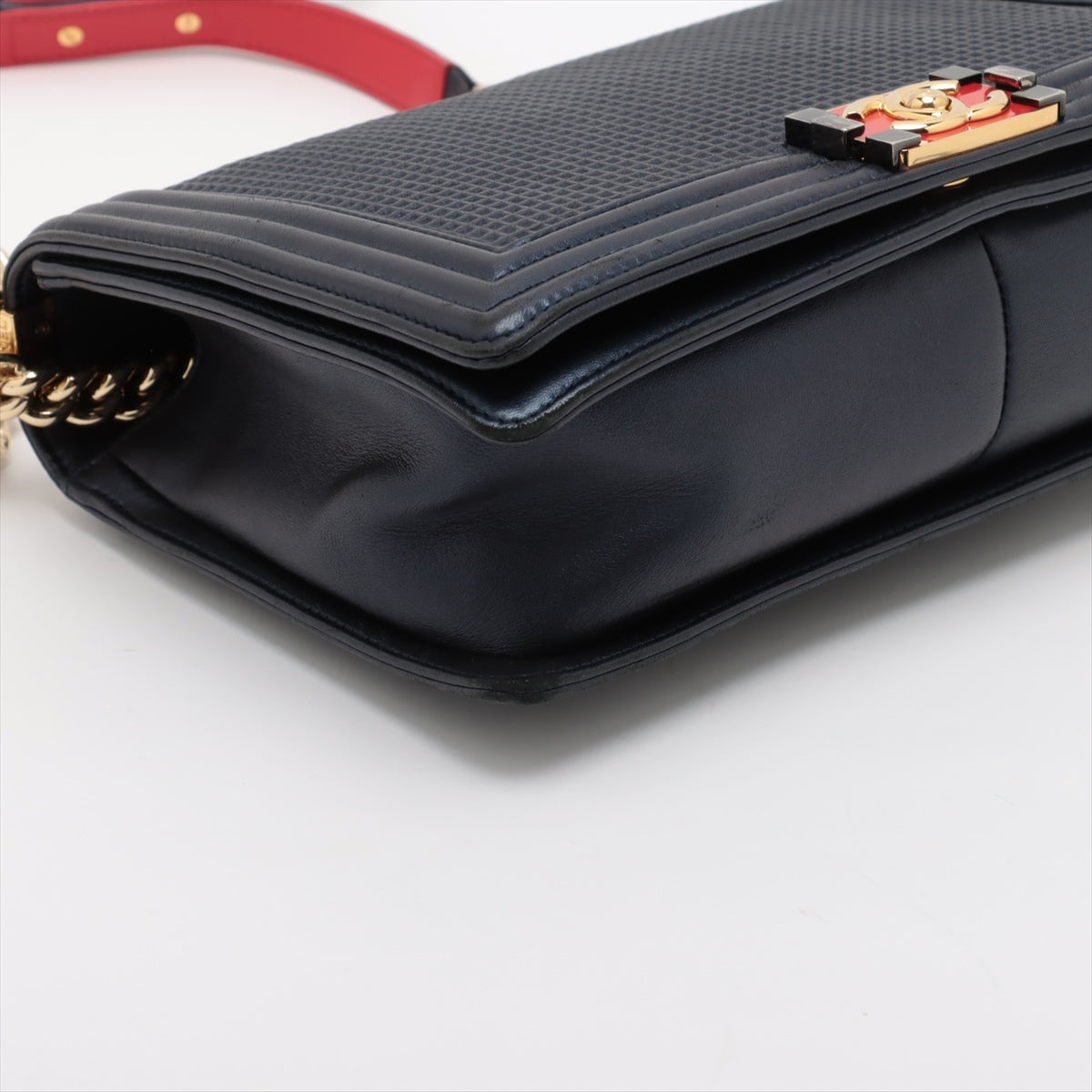 Chanel Boy Leather Chain Shoulder Bag Rovelle Bags