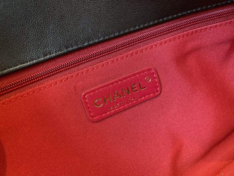 Chanel Luxury Handbag Style 598 Rovelle Bags
