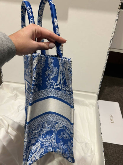 Dior Book Tote Medium Dioriviera Toile De Jouy Fluorescent Blue Rovelle Bags