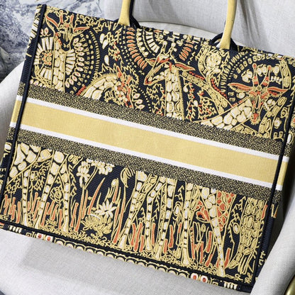 DIOR BOOK TOTE