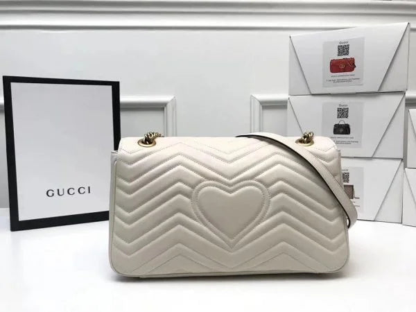 Gucci GG Marmont Matelass茅 Shoulder Bag White