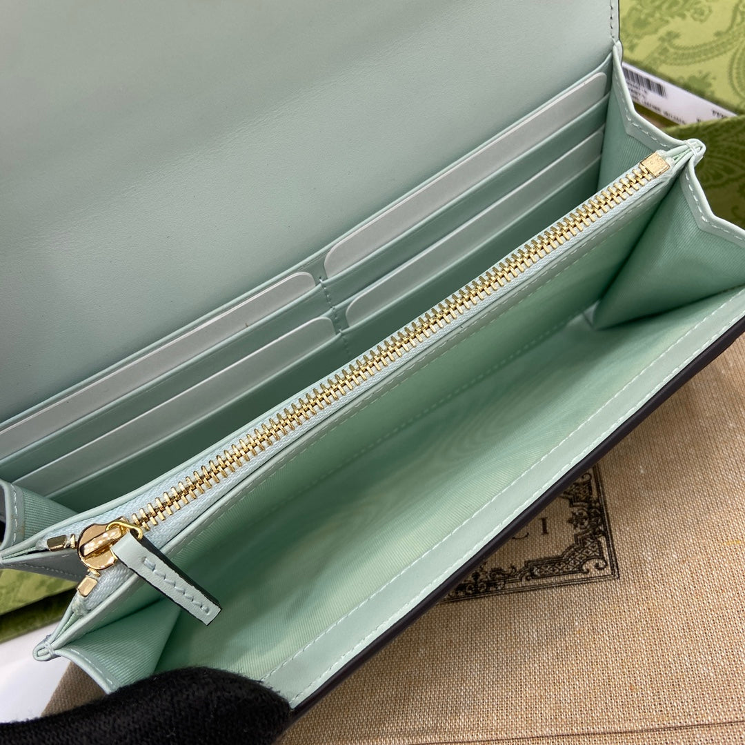 Gucci GG Continental Wallet