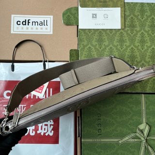 Gucci Jumbo GG Medium Messenger Bag