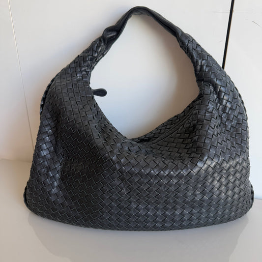 Bottega Veneta Intrecciato Hobo Bag Medium Black Leather 47cm