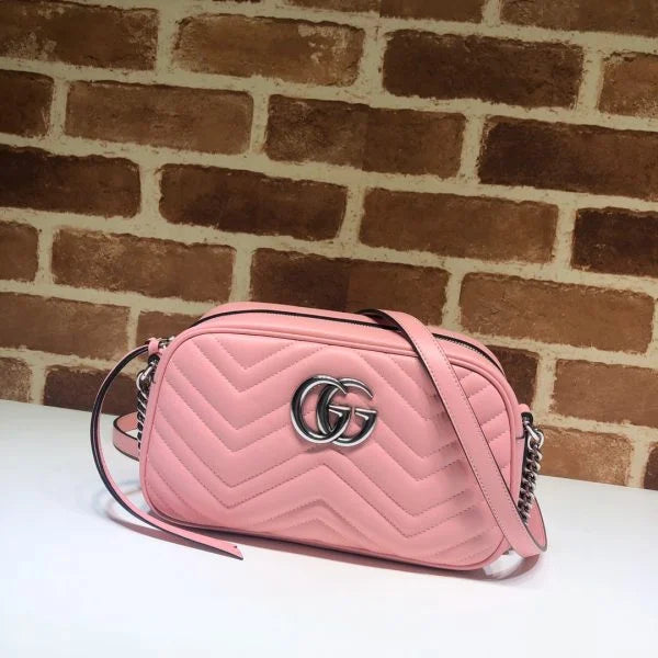 Gucci GG Marmont Matelass茅 Crossbody Bag