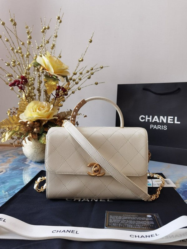 Chanel Luxury Handbag Style 634 Rovelle Bags