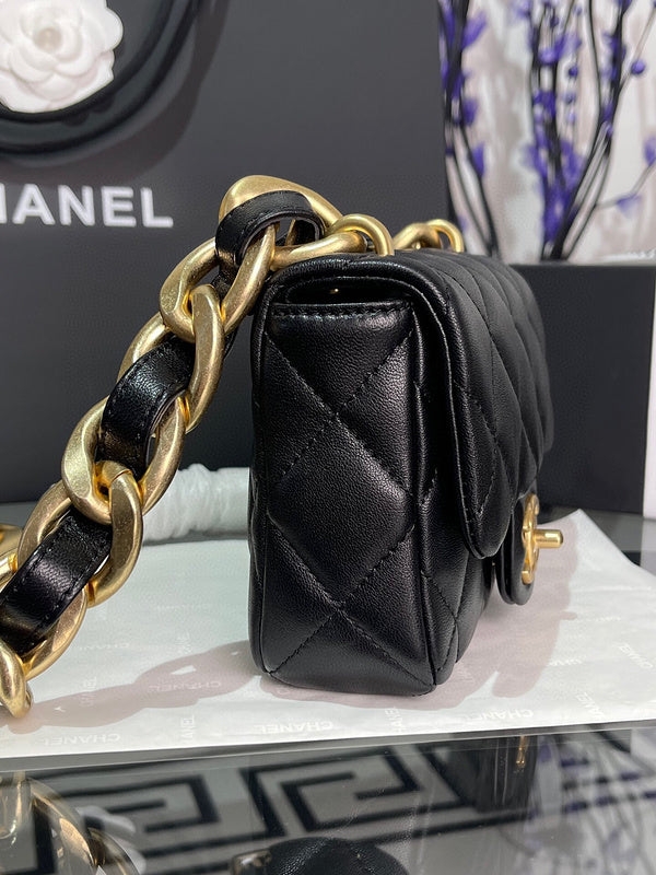 Chanel Luxury Handbag Style 71 Rovelle Bags