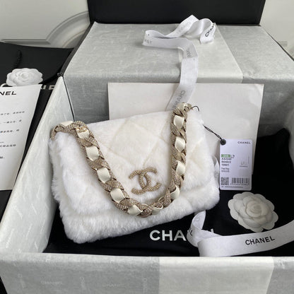 Chanel Luxury Handbag Style 567 Rovelle Bags