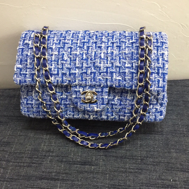 Chanel Luxury Handbag Style 60 Rovelle Bags