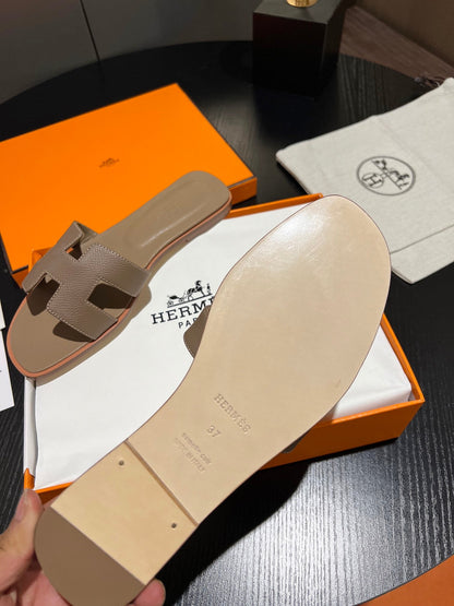 Hermes Oran Sandal