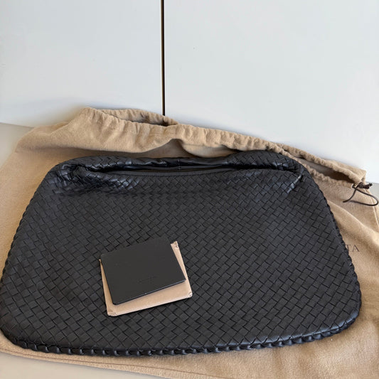 Bottega Veneta Intrecciato Hobo Bag Medium Black Leather 47cm NEVER WORN