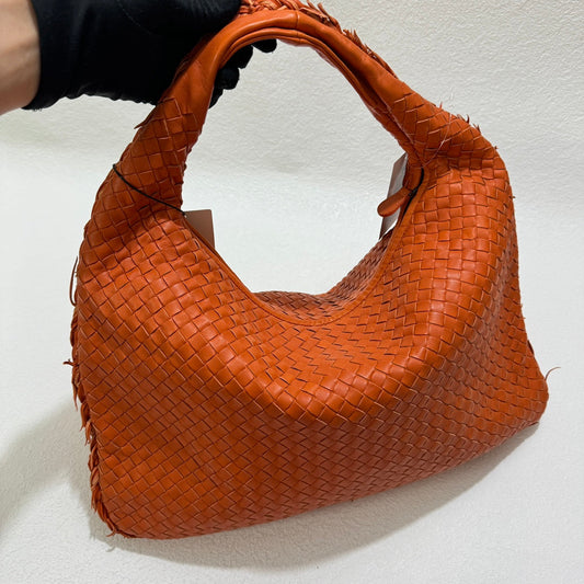 Bottega Veneta Veneta Hobo Medium Orange with Fringe Edges Intrecciato Leather Bag 47cm