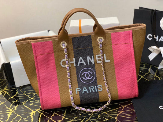 Chanel Luxury Handbag Style 68 Rovelle Bags