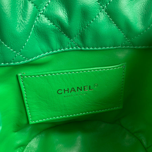 Chanel Luxury Handbag Style 646 Rovelle Bags