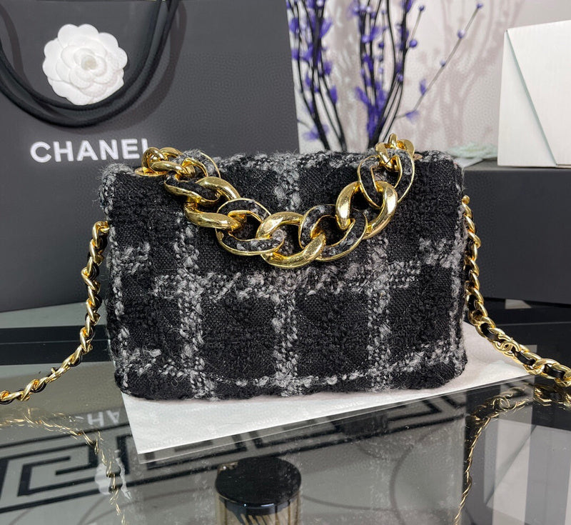 Chanel Luxury Handbag Style 73 Rovelle Bags