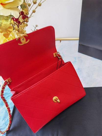 Chanel Luxury Handbag Style 637 Rovelle Bags