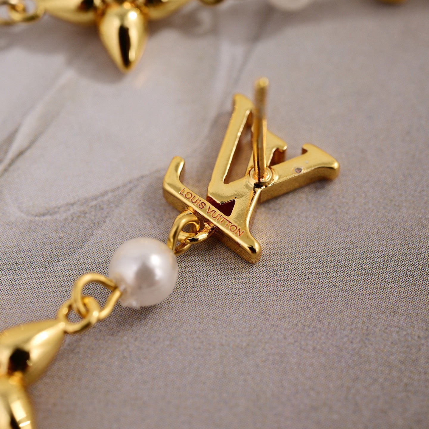 High-Quality, Stylish Stud Earrings