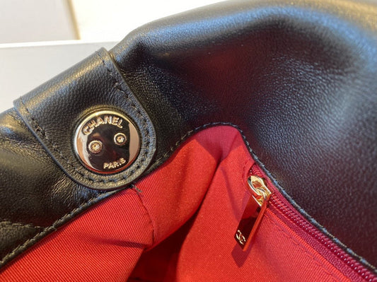 Chanel Luxury Handbag Style 640 Rovelle Bags