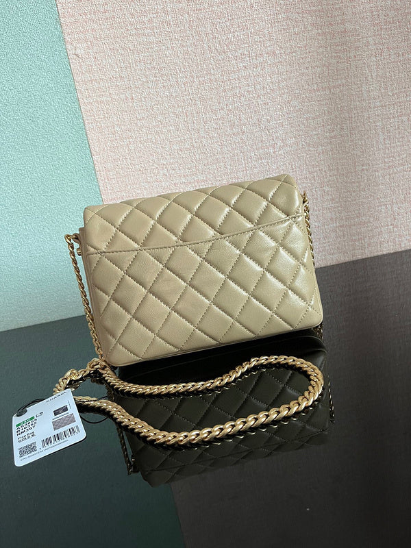 Chanel Luxury Handbag Style 52 Rovelle Bags