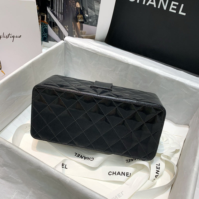 Chanel Luxury Handbag Style 564 Rovelle Bags