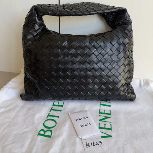 Bottega Veneta Hop Hobo Small Leather Black