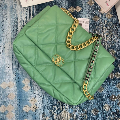 Chanel Luxury Handbag Style 593 Rovelle Bags