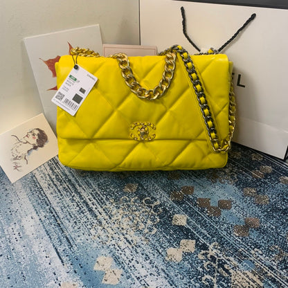 Chanel Luxury Handbag Style 581 Rovelle Bags