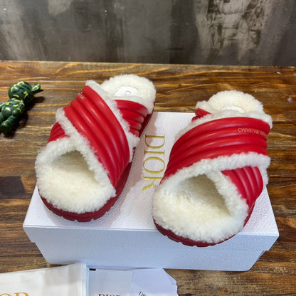 Christian Dior D - Cross Slide