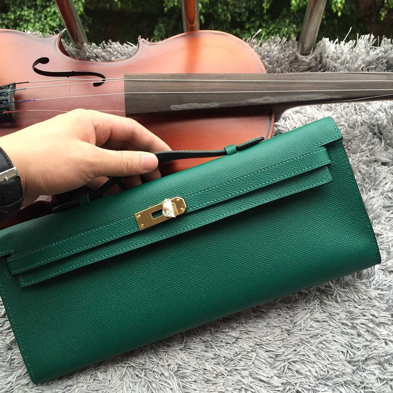 Luxury Hermes Green Handcrafted Kelly Cut Clutch