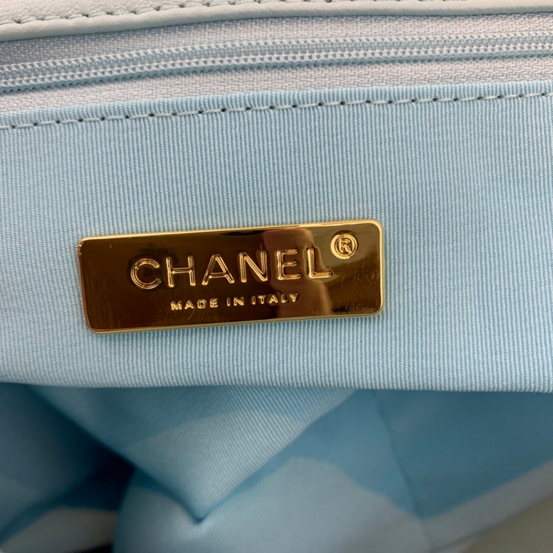 Chanel Luxury Handbag Style 578 Rovelle Bags