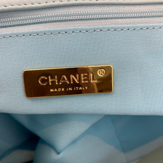 Chanel Luxury Handbag Style 578 Rovelle Bags