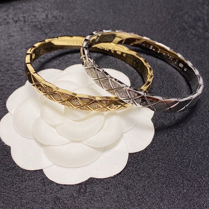 High-Quality Bracelets-184