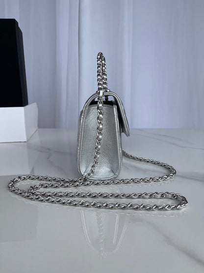 Chanel Luxury Handbag Style 245 Rovelle Bags
