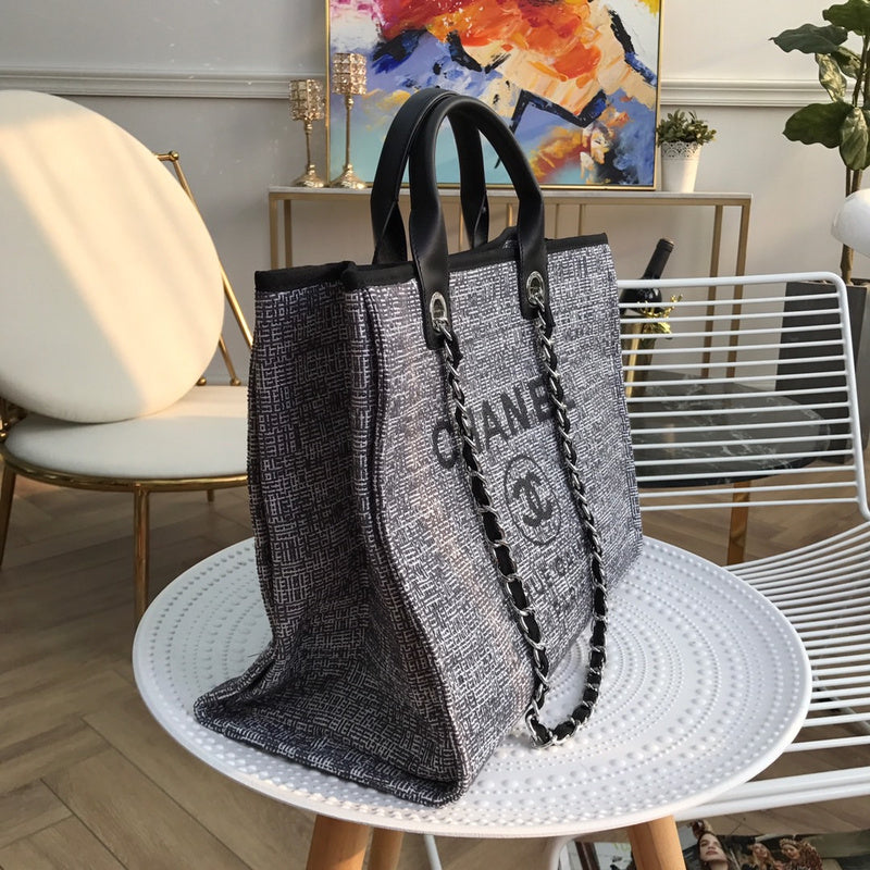 Chanel Luxury Handbag Style 542 Rovelle Bags